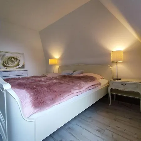 Ferienwohnung Watt Im Erholung Zwischen Feld Und Deich Apartment *